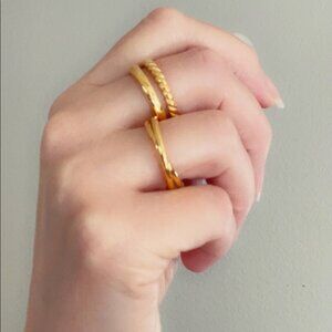 Gold Band Double Intertwined Crisscross Rings